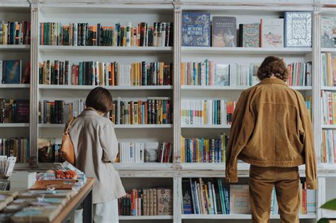 donate books edinburgh|Edinburgh Community Bookshop looking for donations now.